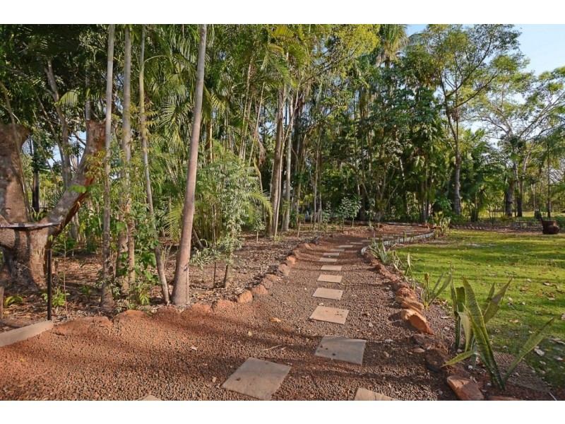 14 Bowerbird Place, Howard Springs NT 0835