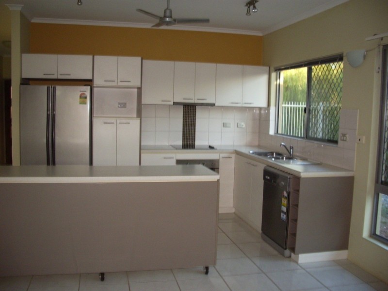 1/12 Zeroni Street, Rosebery NT 0832