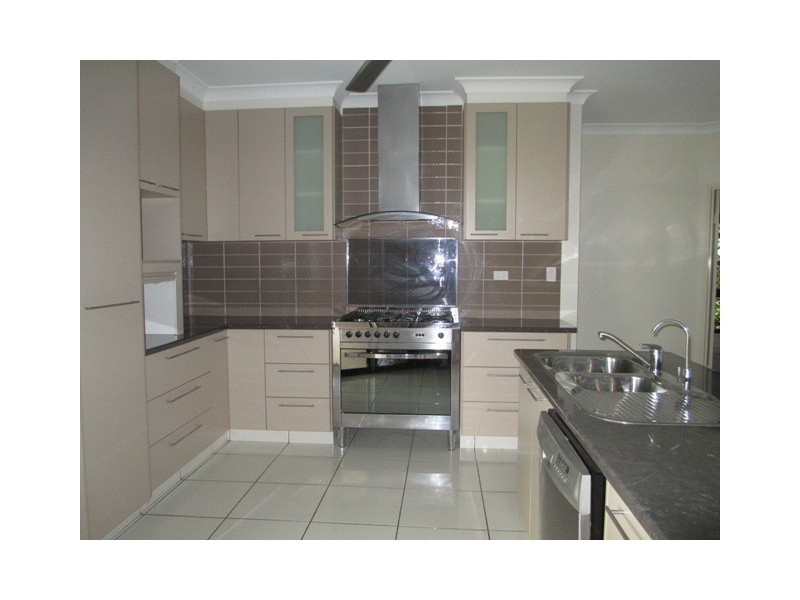 32 Richards Crescent, Rosebery NT 0832