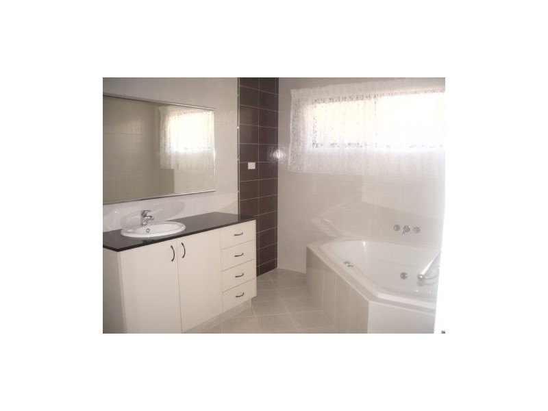 18 Belyuen Place, Rosebery NT 0832