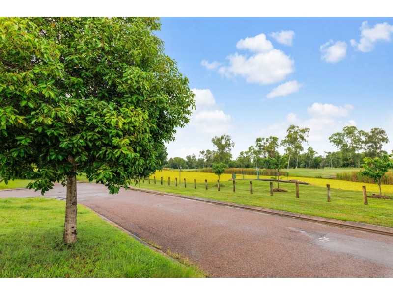 8 Hayward Place, Durack NT 0830