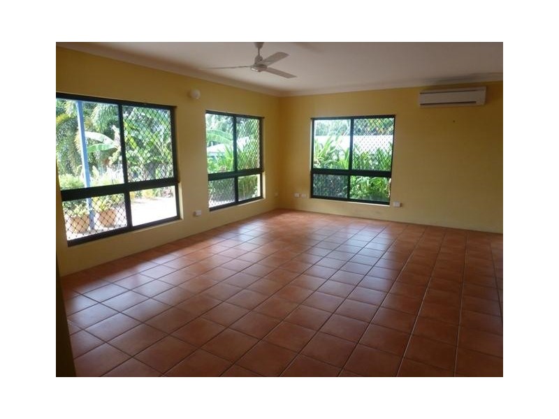 8 Triller Court, Bakewell NT 0832