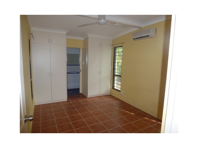 8 Triller Court, Bakewell NT 0832