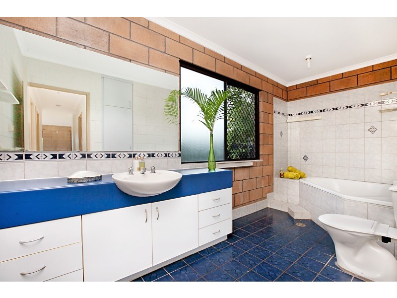 7 Sextant Court, Woodroffe NT 0830