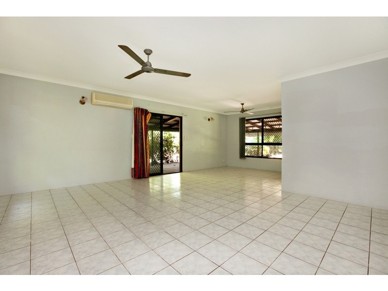 13 Songlark Street, Bakewell NT 0832