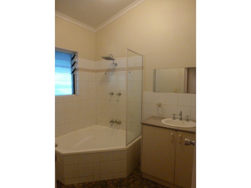 2 Luke Court, Bakewell NT 0832