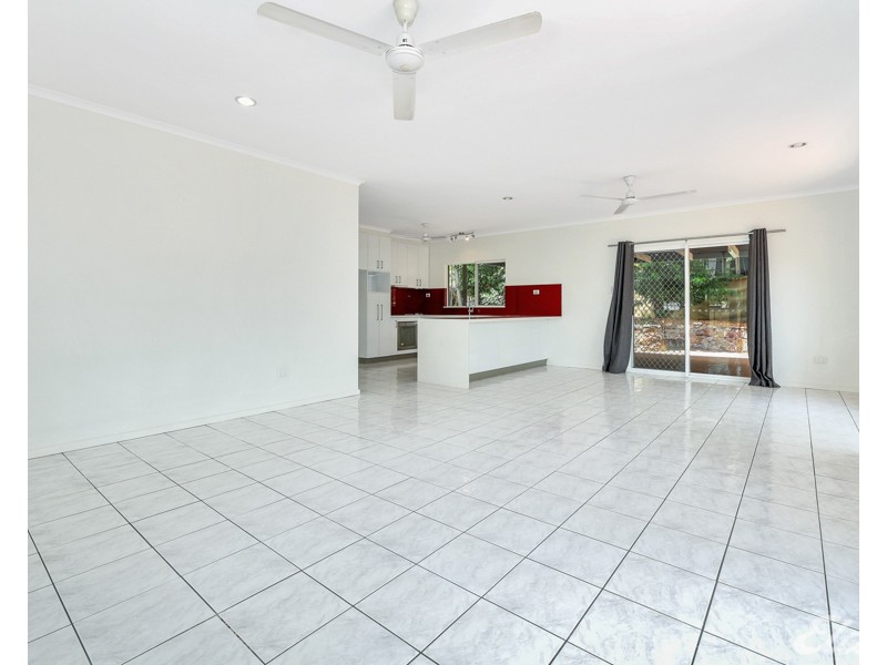 21 Dunbar Street, Gray NT 0830