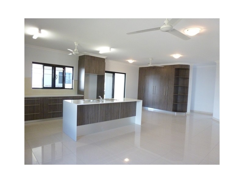 8 Haydon Street, Rosebery NT 0832