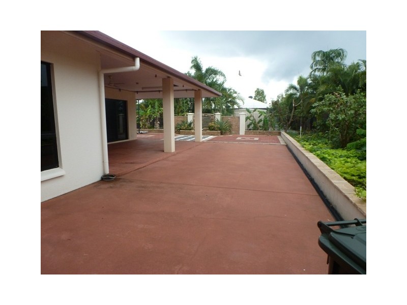 4 Luxmore Court, Durack NT 0830