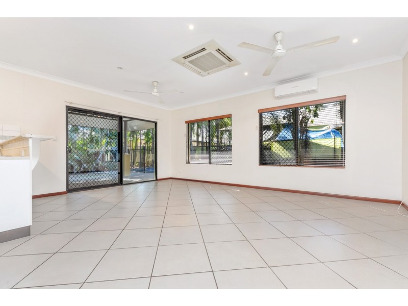 22 Yirra Crescent, Rosebery NT 0832