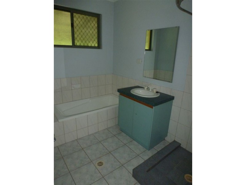 13 Songlark Street, Bakewell NT 0832