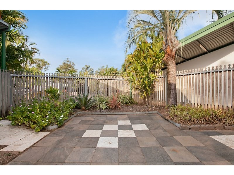 27/16 McGuire Gardens, Moulden NT 0830