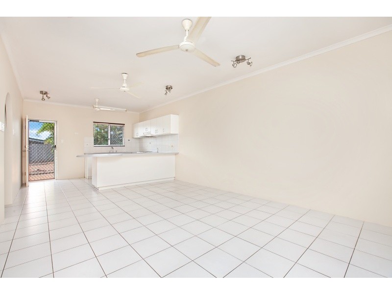 27/16 McGuire Gardens, Moulden NT 0830