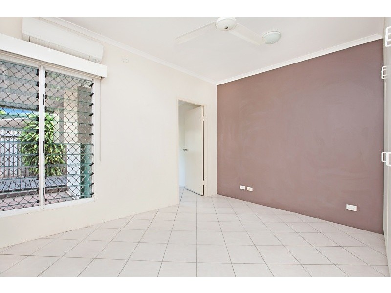 27/16 McGuire Gardens, Moulden NT 0830