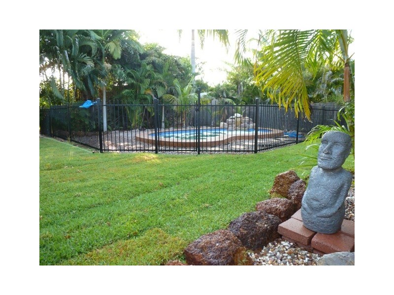 2 Fraser Court, Bakewell NT 0832