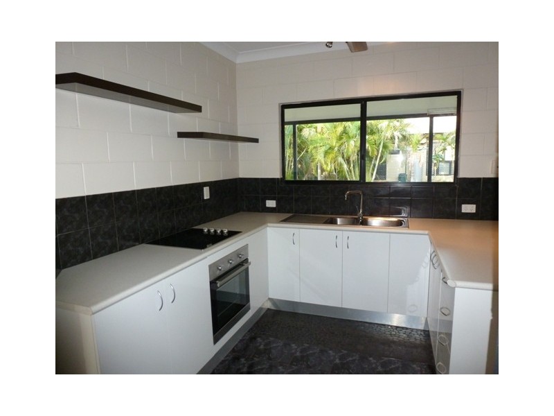 2 Fraser Court, Bakewell NT 0832