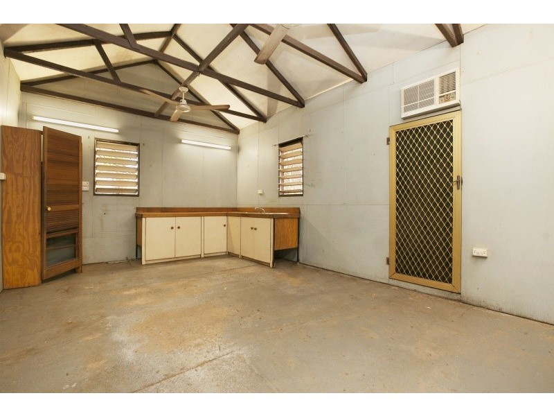 5 Donington Place, Howard Springs NT 0835