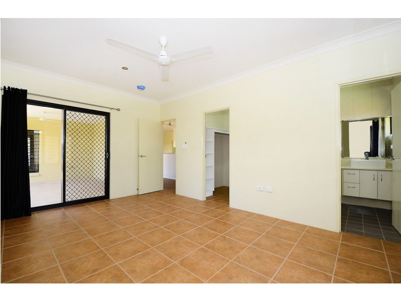 9 Barden Street, Muirhead NT 0810