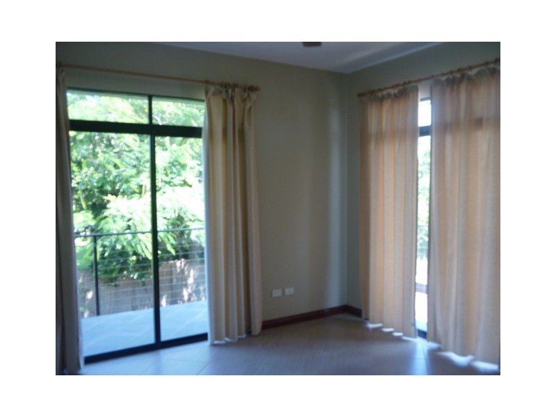 4/11 Browne Place, Rosebery NT 0832