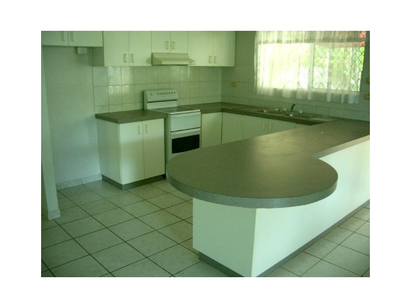 24 Hannibal Crescent, Gray NT 0830