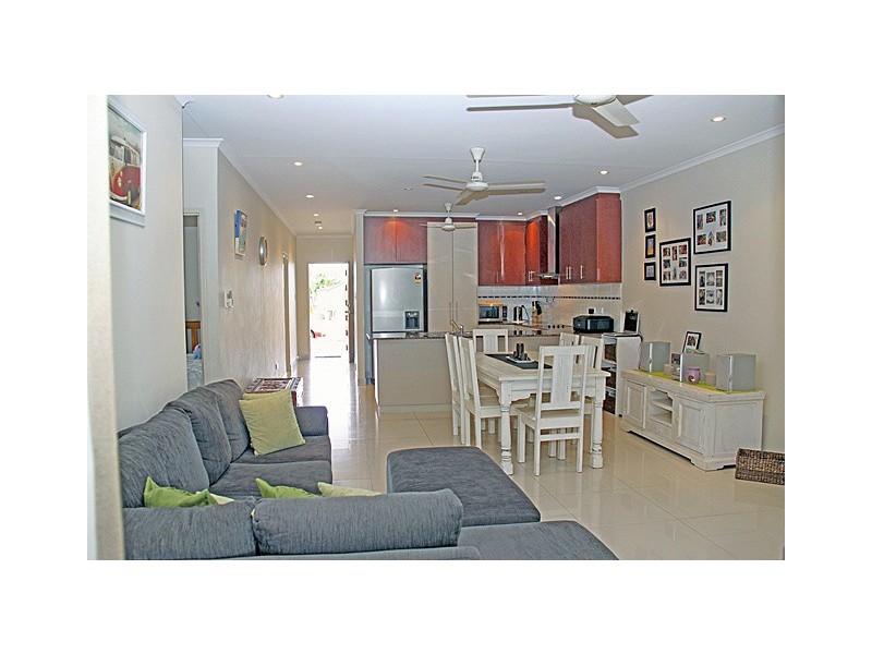 2/11 Kenbi Place, Rosebery NT 0832