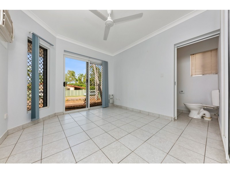 1/49 Victoria Drive, Gray NT 0830