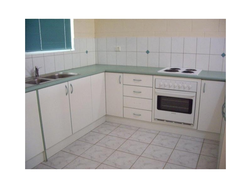 2/2 Landsborough Terrace, Bakewell NT 0832