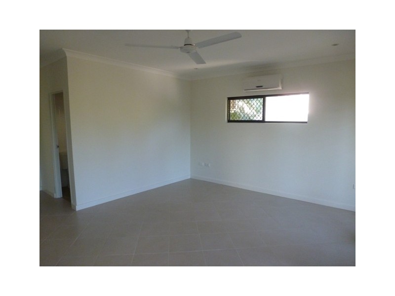 8 Edgecumbe Court, Gray NT 0830