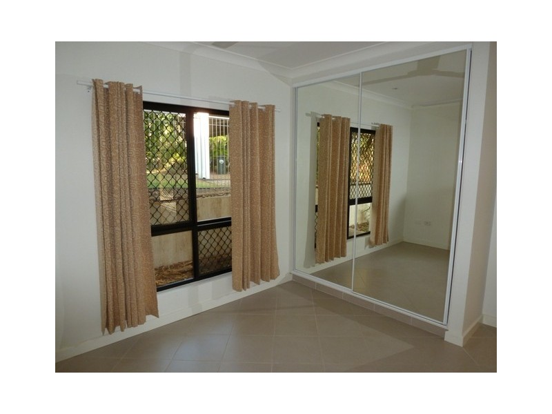 8 Edgecumbe Court, Gray NT 0830