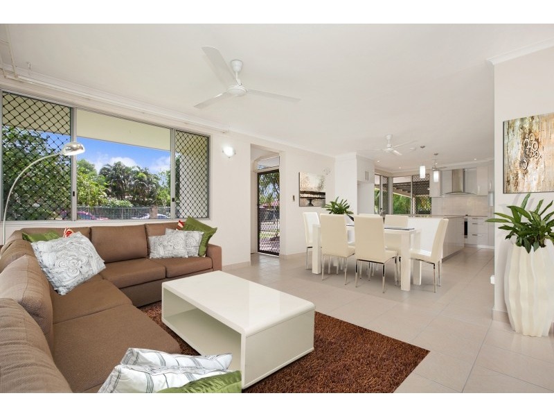 7 Yarunga Street, Moulden NT 0830