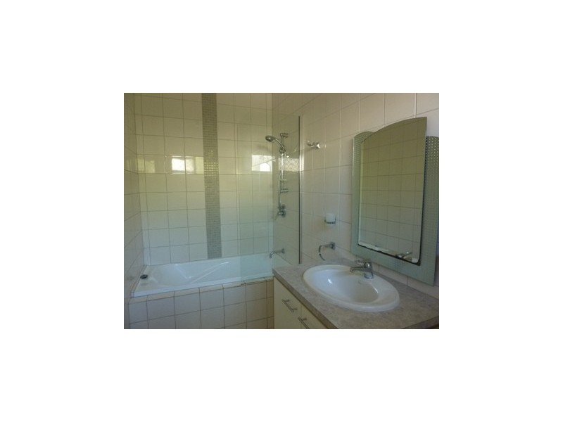 2/16 Rooney Street, Rosebery NT 0832