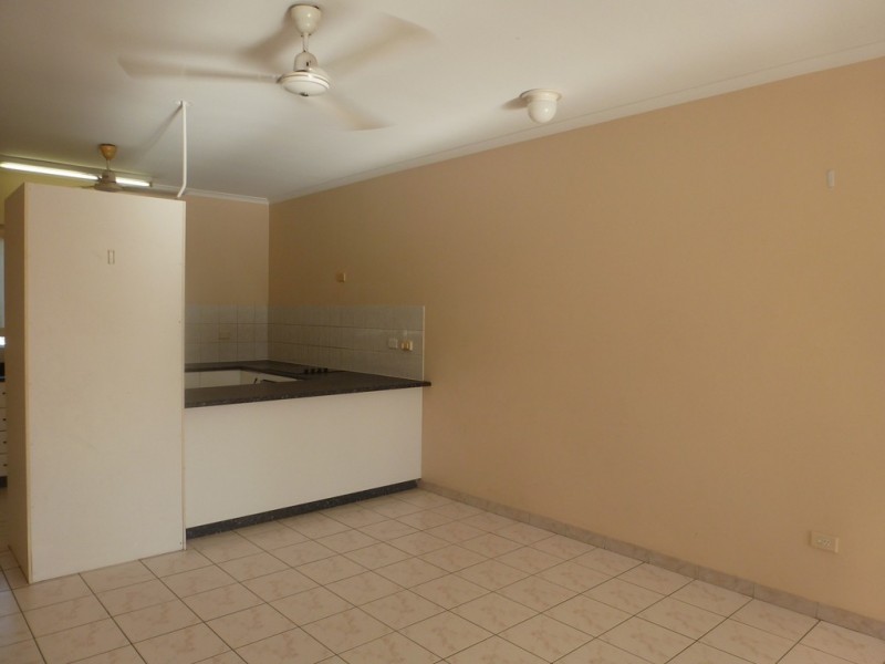 8/27 Mannikan Court, Bakewell NT 0832