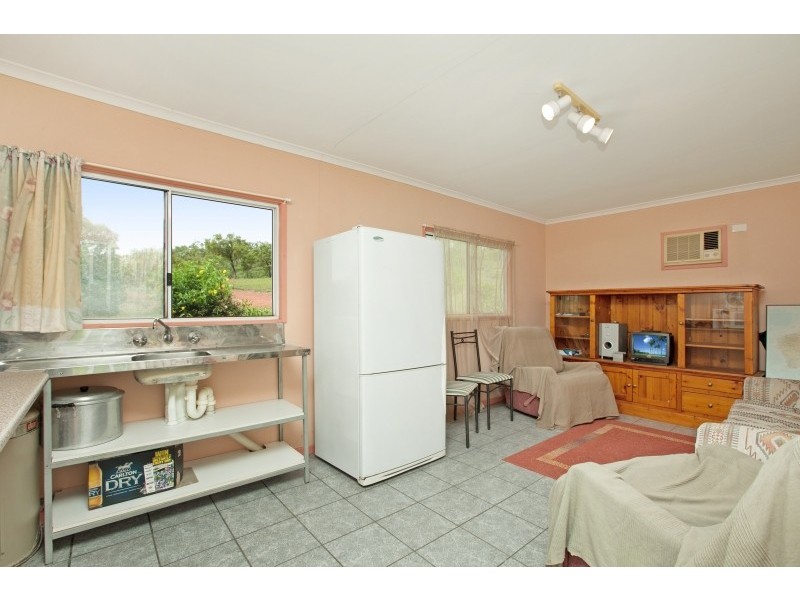 60 Ringwood Road (Tortilla Flats), Adelaide River NT 0846
