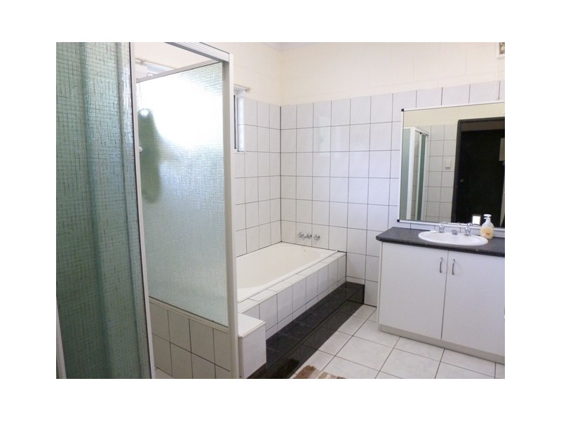 7 Raffles Road, Gray NT 0830