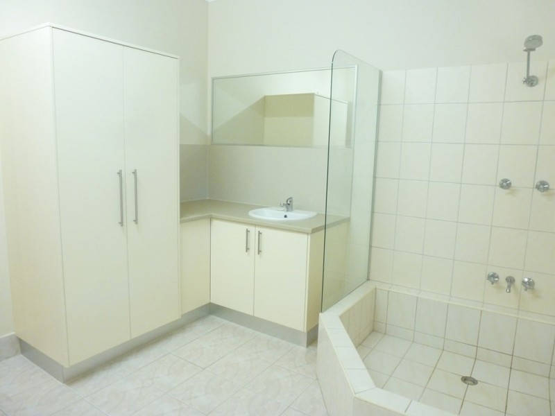 76 James Circuit, Woodroffe NT 0830