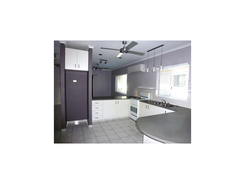 1/4 Hogan Court, Gray NT 0830