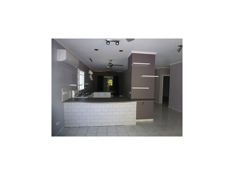 1/4 Hogan Court, Gray NT 0830