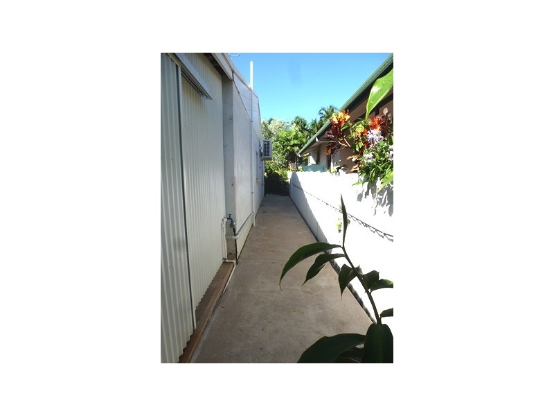 1/4 Hogan Court, Gray NT 0830