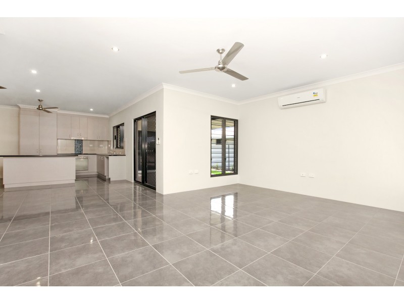 42 Withnall Circuit, Muirhead NT 0810