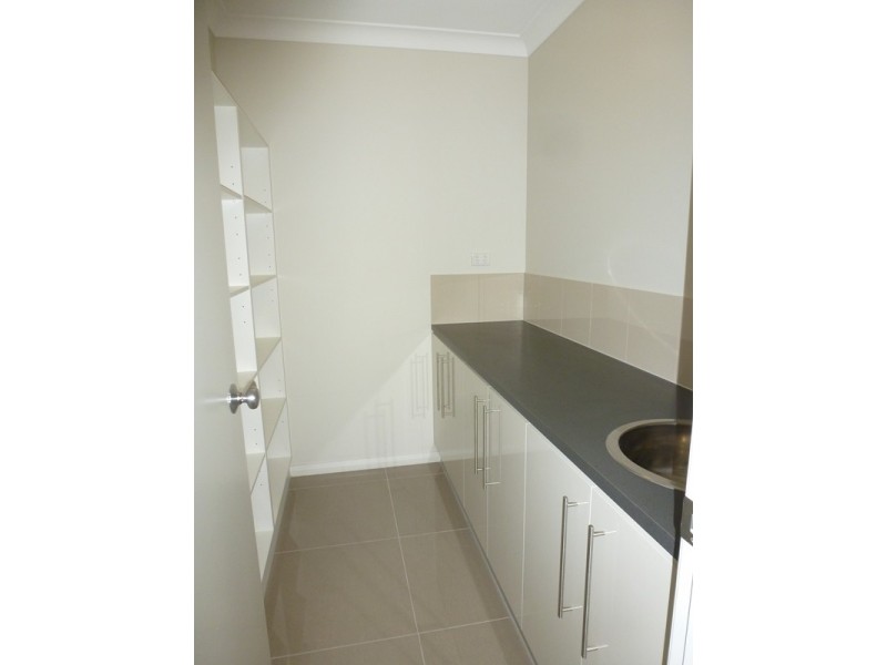 219 Forrest Parade, Bellamack NT 0832