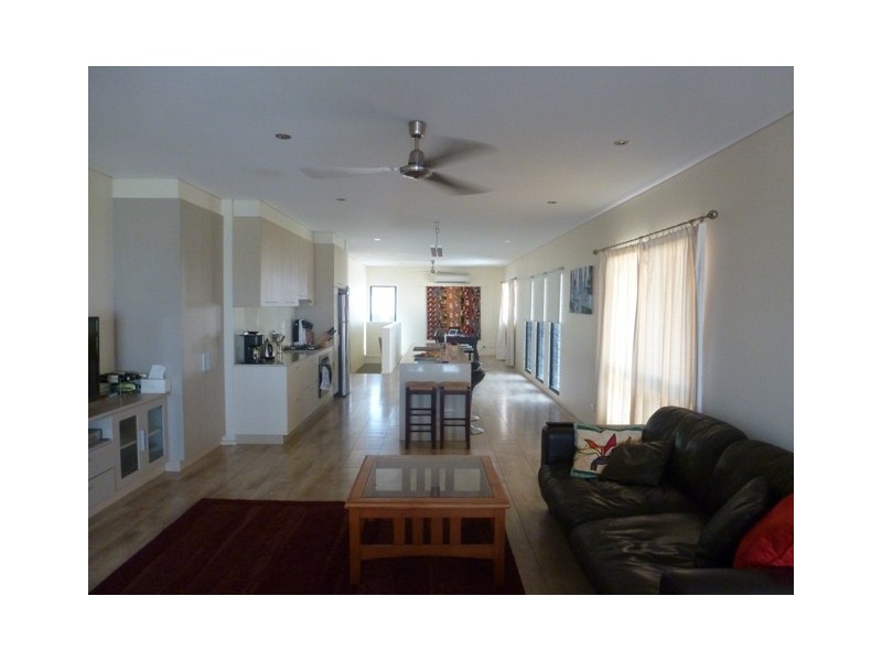 21 Bryden Street, Rosebery NT 0832