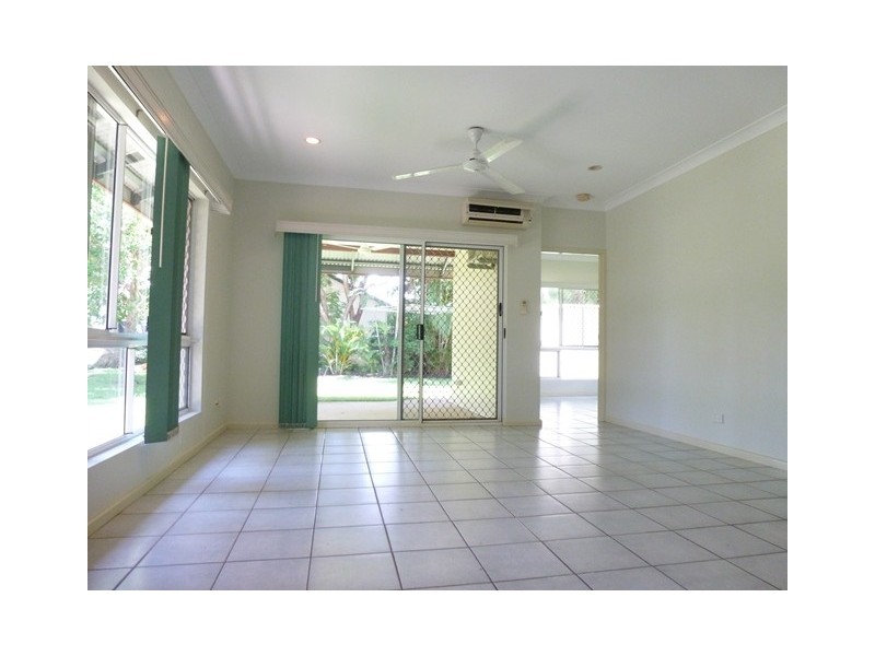 2 Murdoch Gardens, Durack NT 0830