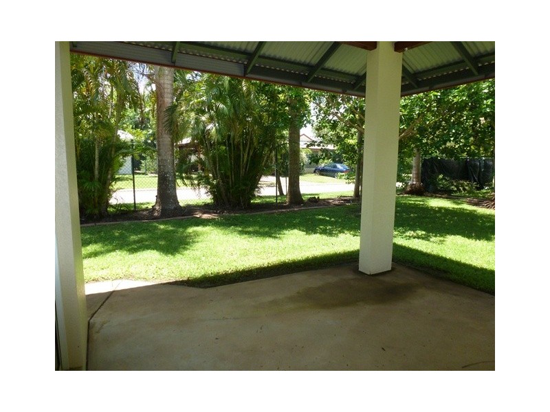 2 Murdoch Gardens, Durack NT 0830