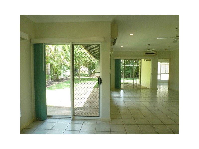2 Murdoch Gardens, Durack NT 0830