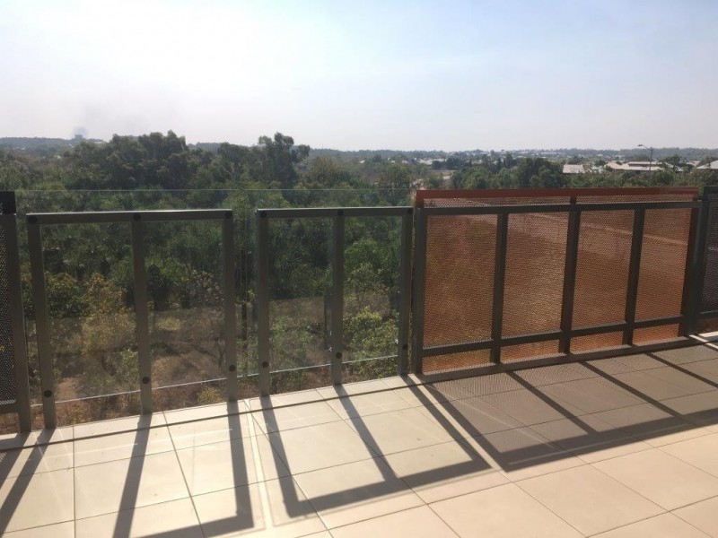 2302/2 Brisbane Crescent, Johnston NT 0832