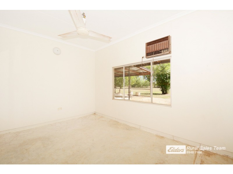 105 Stow Road, Howard Springs NT 0835