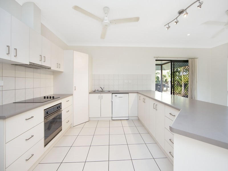 19 Richards Crescent, Rosebery NT 0832