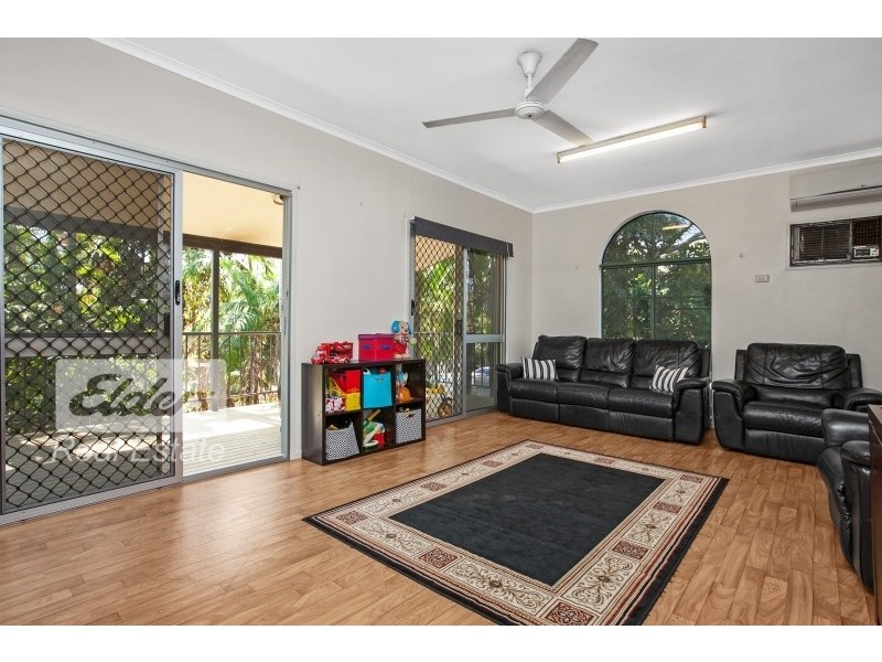 6 Bombax Street, Moulden NT 0830