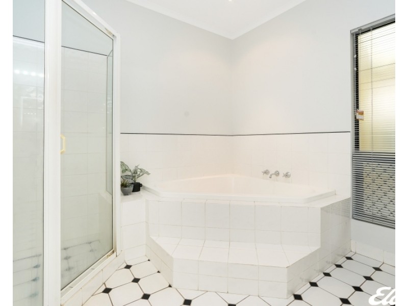 24 Phoenix Circuit, Durack NT 0830