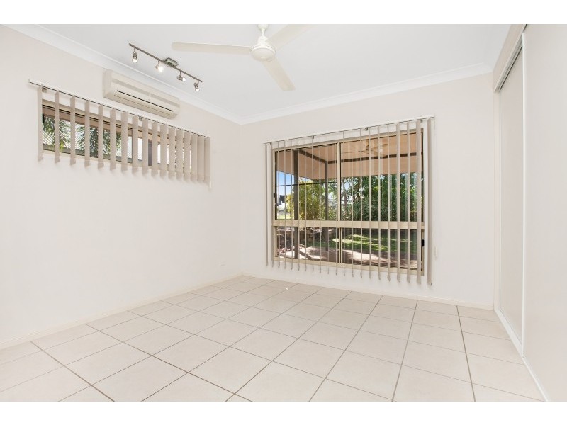 21 Yirra Crescent, Rosebery NT 0832